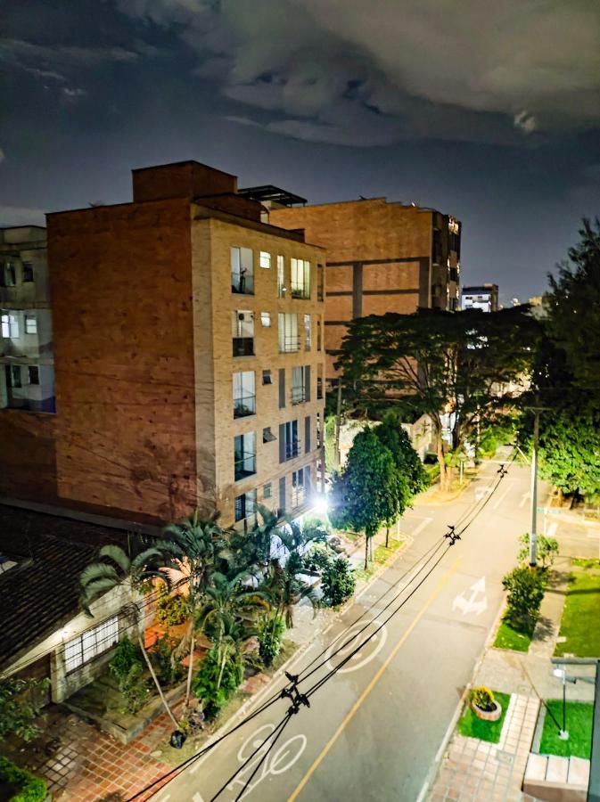 En Laureles Con Excelente Ubicacion Apartment Medellin