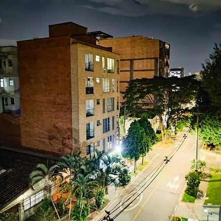 Apartamento En Laureles Con Excelente Ubicacion Medellin Exterior photo