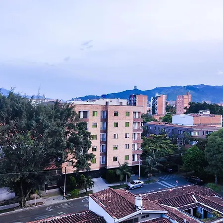Apartamento En Laureles Con Excelente Ubicacion Medellin Exterior photo